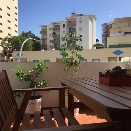 Апартаменты Studio In The Centre Near The Beach Торремолинос Экстерьер фото
