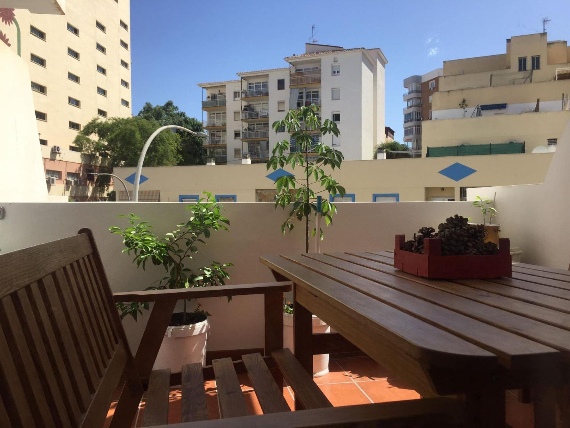 Апартаменты Studio In The Centre Near The Beach Торремолинос Экстерьер фото