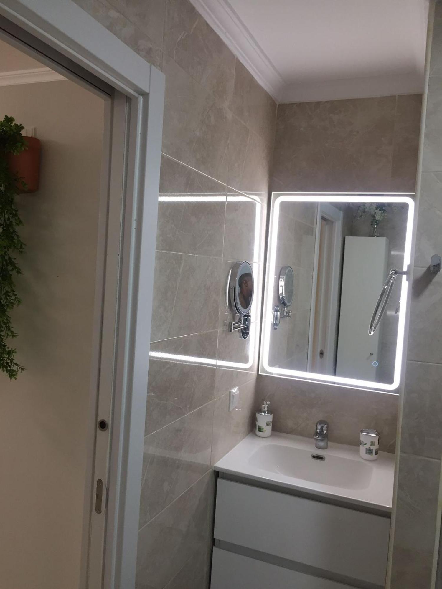 Апартаменты Studio In The Centre Near The Beach Торремолинос Экстерьер фото